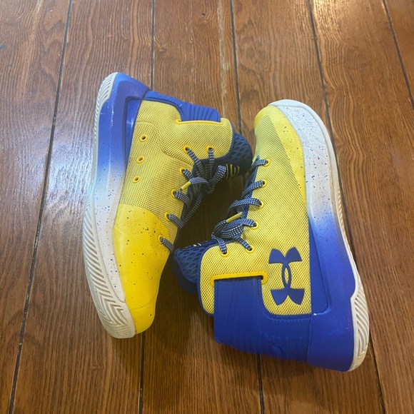 Steph Curry Under Armour Wardell Sneakers - Picture 6 of 10